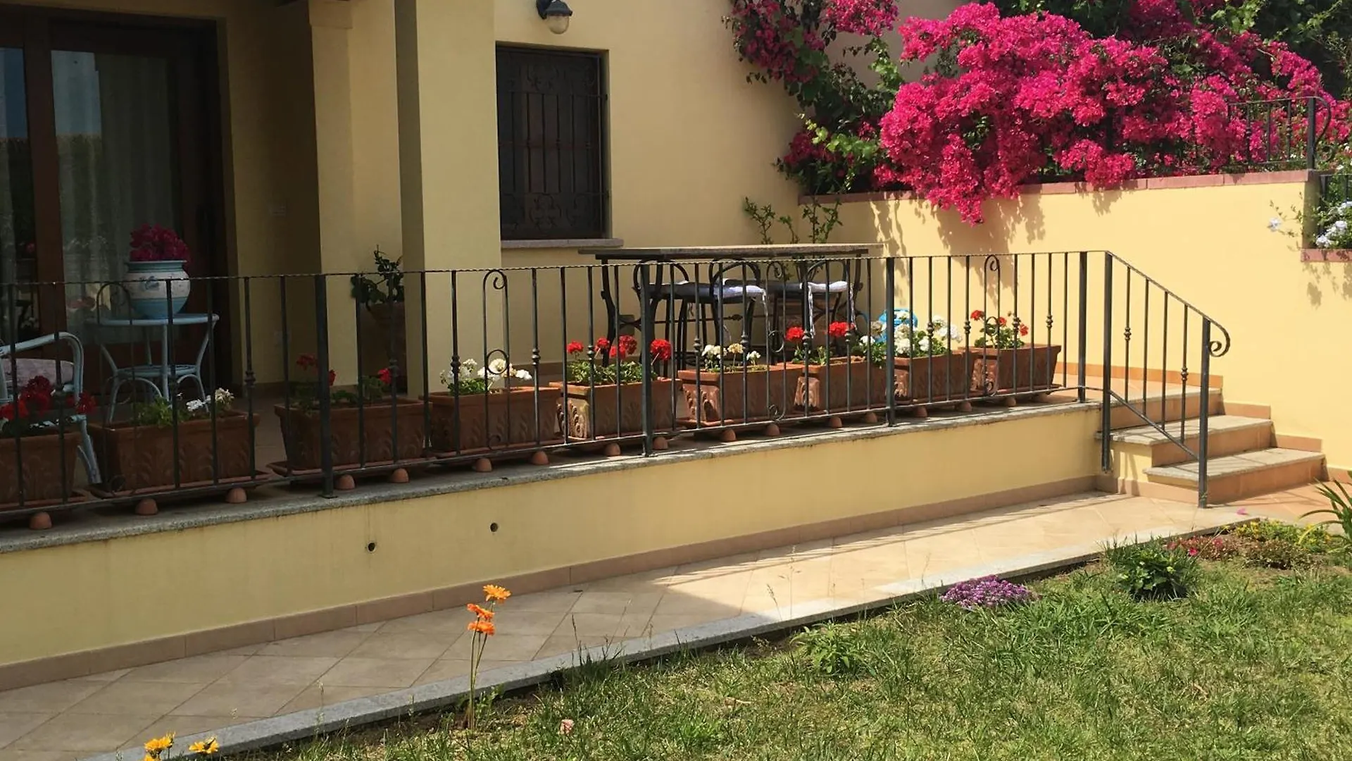 Villetta Dessanai بورتو أوتيولو بيت للعطل